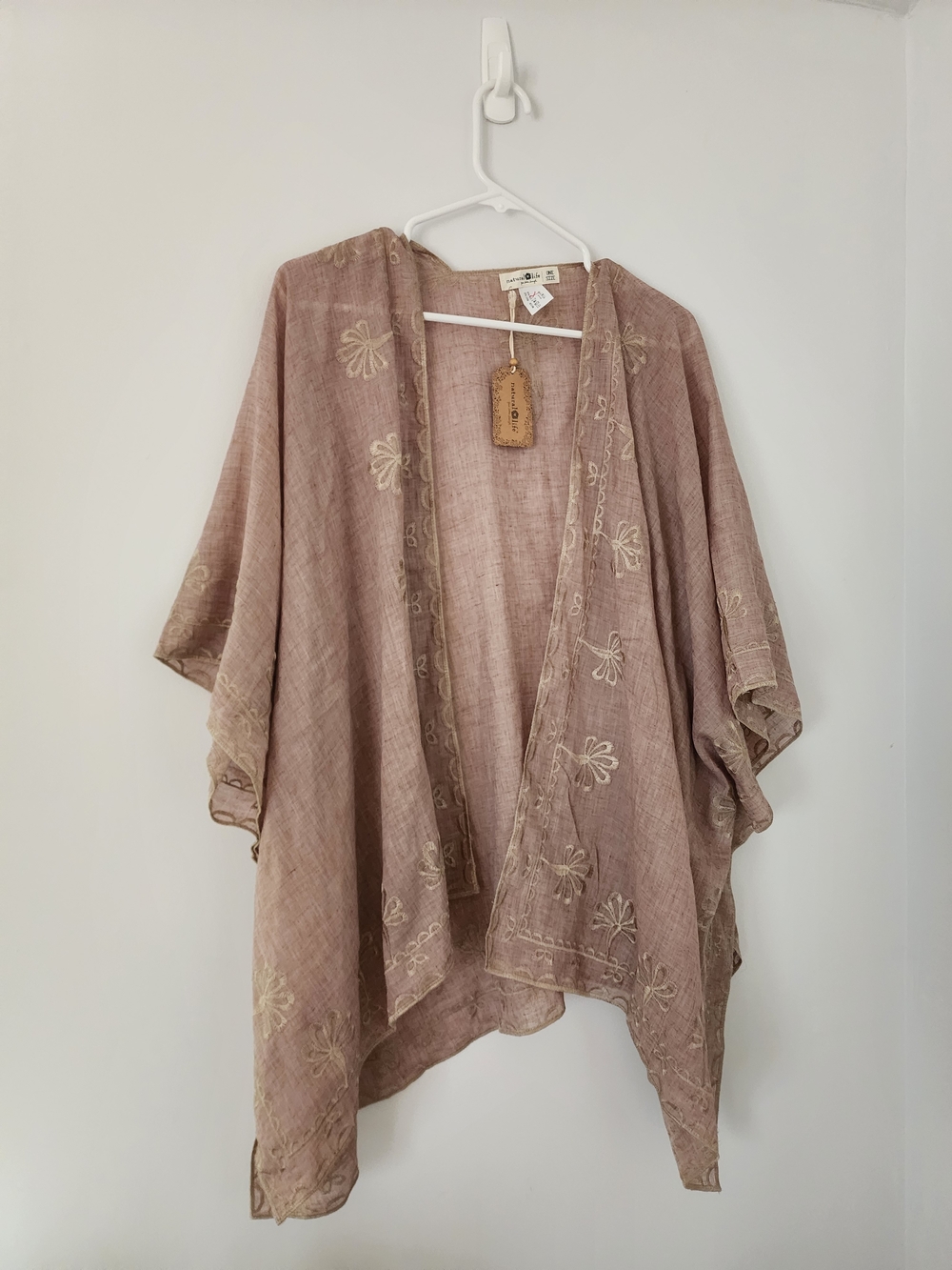 NATURAL LIFE Embroidered Open-Front Kimono in Light Taupe/Dusty Mauve